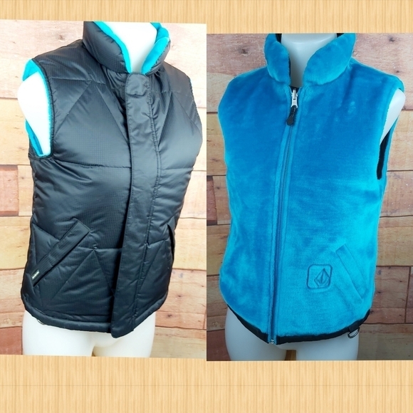 VOLCOM Snow reversible down puffer furby vest - Picture 1 of 9